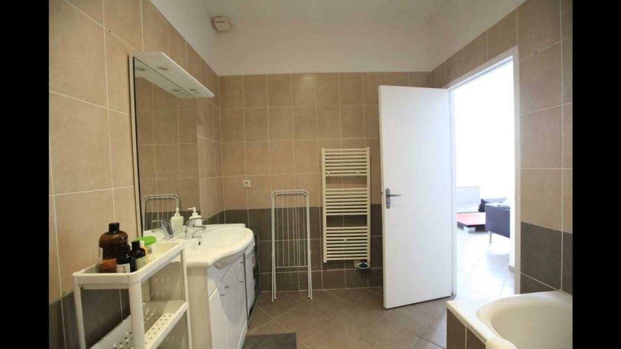 L'Appart Du Vieux Port Apartment มาร์กเซย ภายนอก รูปภาพ